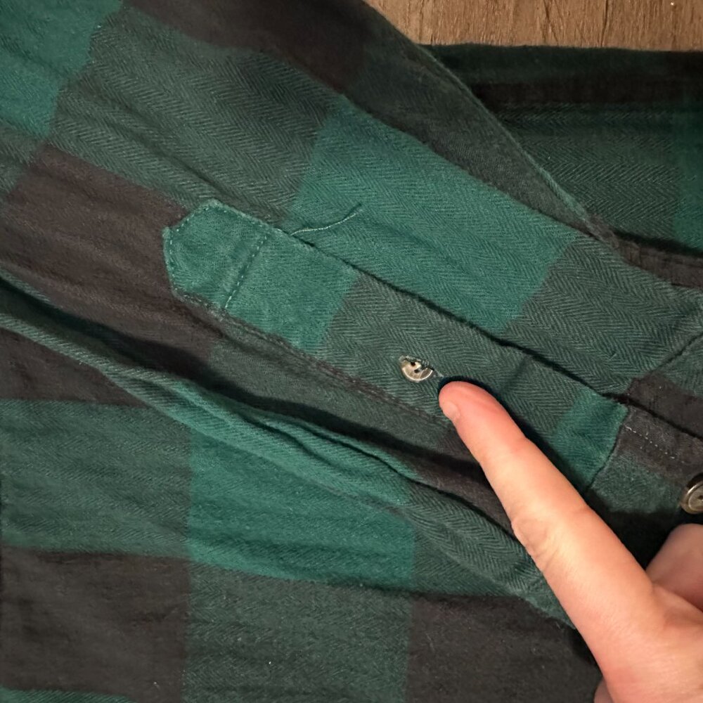 Blue Mountain Casual Button Down Mens Medium Green Plaid Rugged Flannel Shirt - Picture 2 of 6